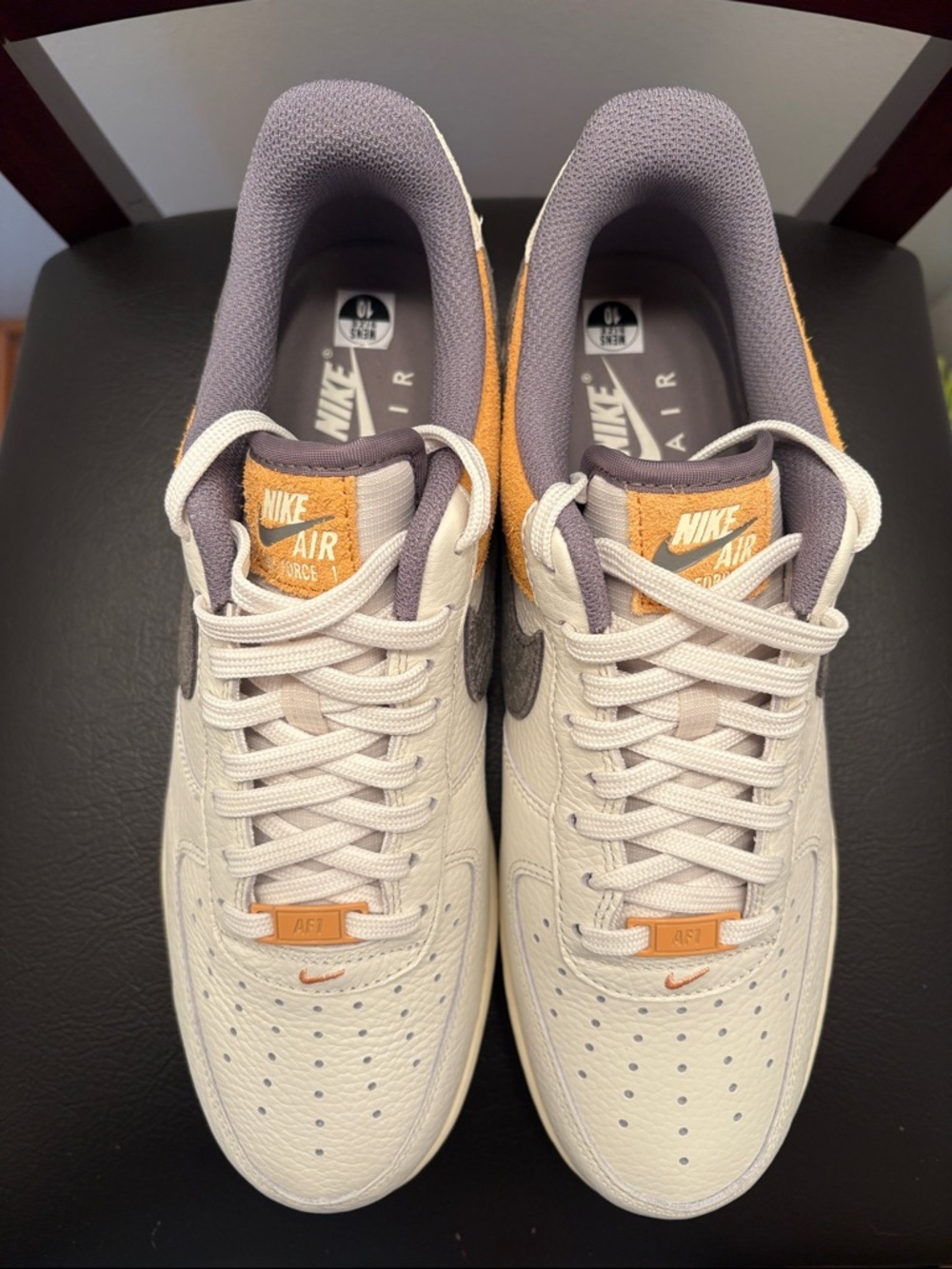New Nike Men’s Air Force 1 Low Cream Gray and Orange Suede Sneakers Size 10 - Picture 3 of 7